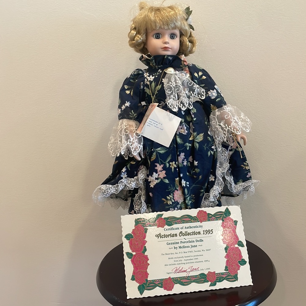 Victorian doll 1995